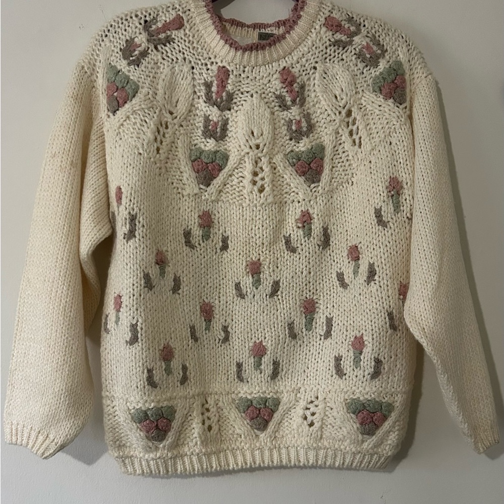 Needles and Yarn Elegant Cream Floral Knit Sweater